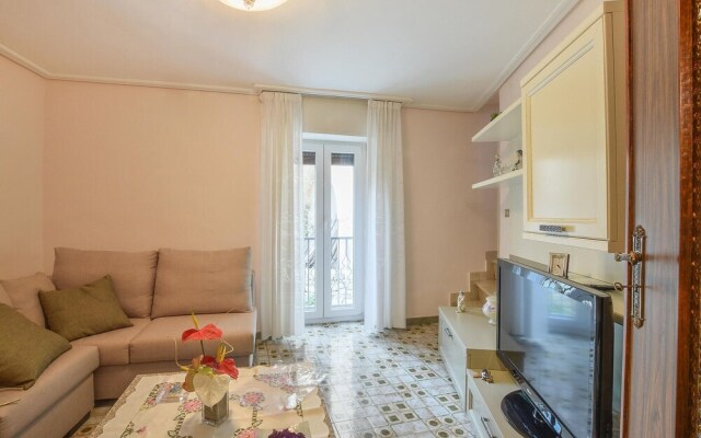 Nice Home in Ragusa With 3 Bedrooms