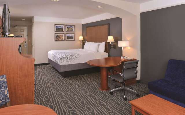 La Quinta Inn & Suites by Wyndham Ruidoso Downs