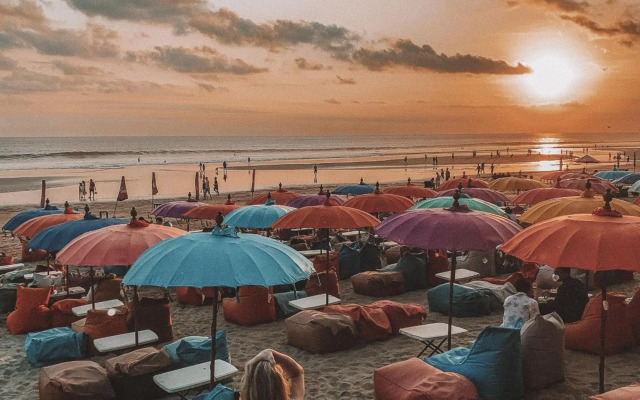 Kembali-Luxury 3BR Villa 3-Seminyak