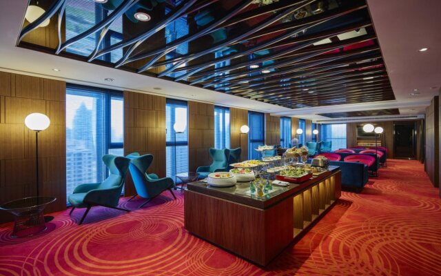 H2O Hotel