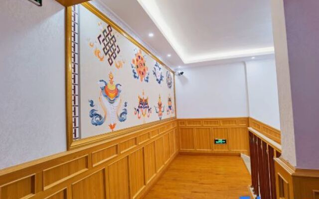 Yajiang Yangga Impression Hotel