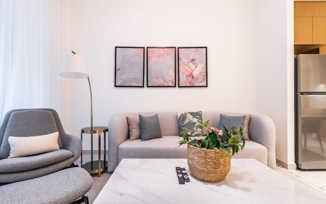Creek Beachfront Heaven 1BR Luxe Harbor