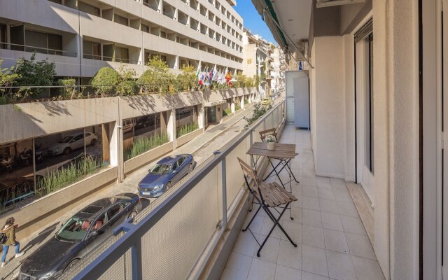 UPSTREET Modern Downtown Flat -Acropolis