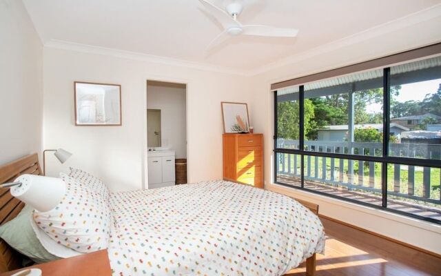 5 Northaven Ave in Bawley Point