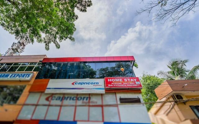 OYO 14757 Home Charming 2BHK Kundanoor