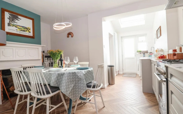 Sea Mouse Cottage