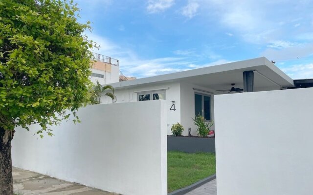 Pool House By Isla Verde Beach 5 Bedroom Home by Redawning