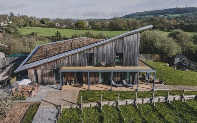 Heron House - Luxury Grand Designs Eco-home