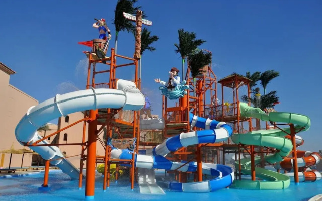 Albatros Aqua Blue Azrak VIP Package