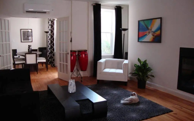 BlancNoir Bed & Breakfast