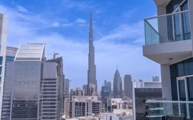 Spectacular Burj Khalifa View Service Apartment