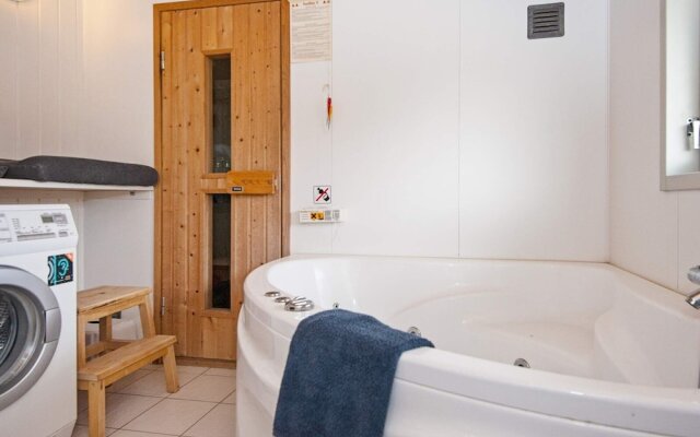 8 Person Holiday Home in Juelsminde-by Traum