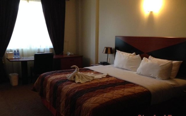 Best Western Elegance Hotel