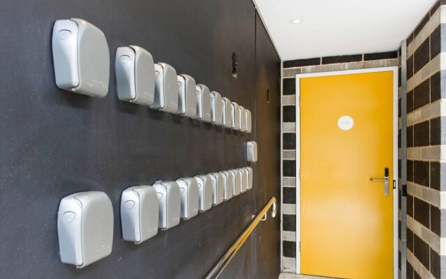 The Nest - Trendy Studio Near City Centre with Roof Terrace