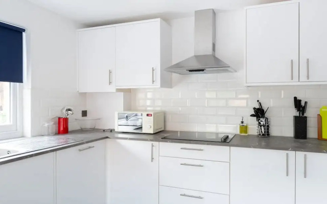 The Kentish Town Escape - Modern 3bdr With Rooftop Terrace