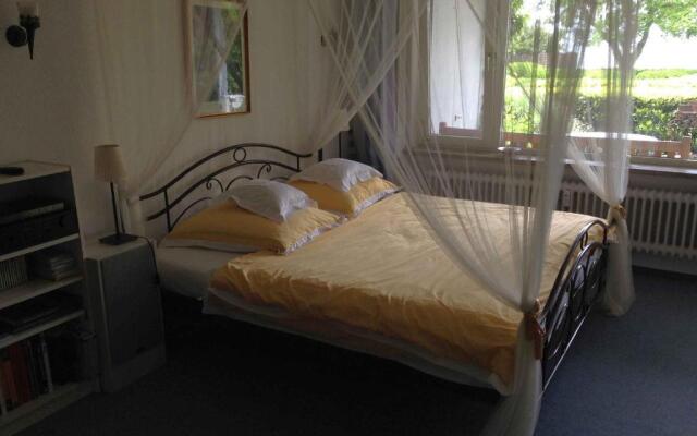 Himmelbett mit Seeblick