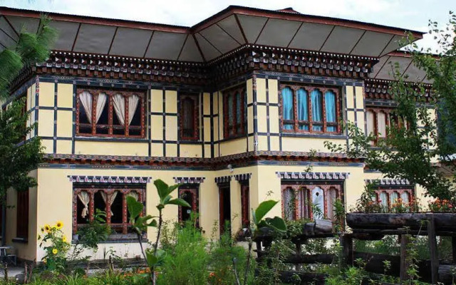 Nirvana Lodge