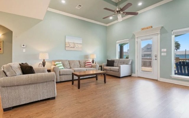 Pelican Post 3 Bedroom Home