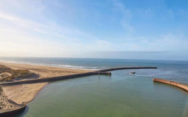 Scheveningen Flat Near Beach