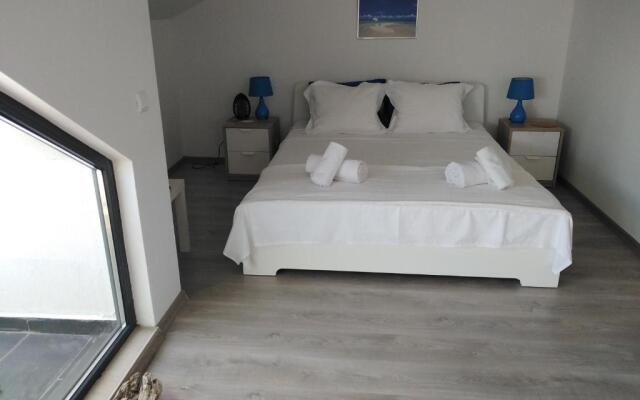 Sea Dream Villa, studio above the sea