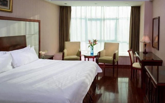 Kyriad Marvelous Hotel (Shenzhen North Railway Station One City Center)