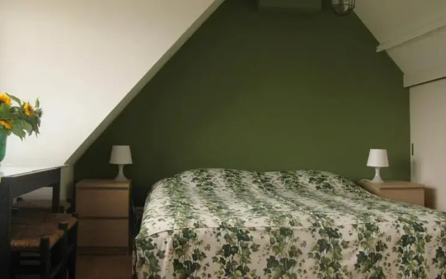 Amsterzonian B&B