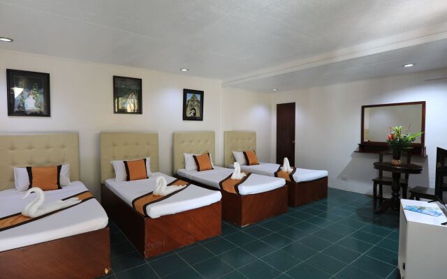 Loreland Farm Resort