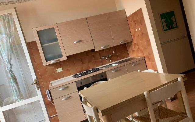 Appartamento 4 posti con piscina balcone e bbq