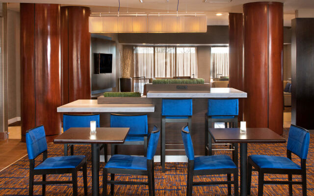 Courtyard By Marriott Farmington