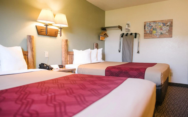 Econo Lodge Custer
