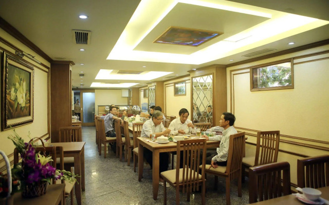 Lenid De Ho Guom Hotel