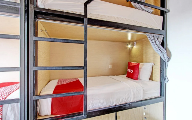 Hotel O Penak Malioboro Bunk Bed