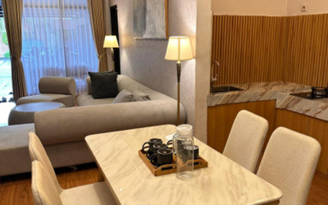 The Panorama Malioboro Hotel – Guest Rooms – Yogyakarta