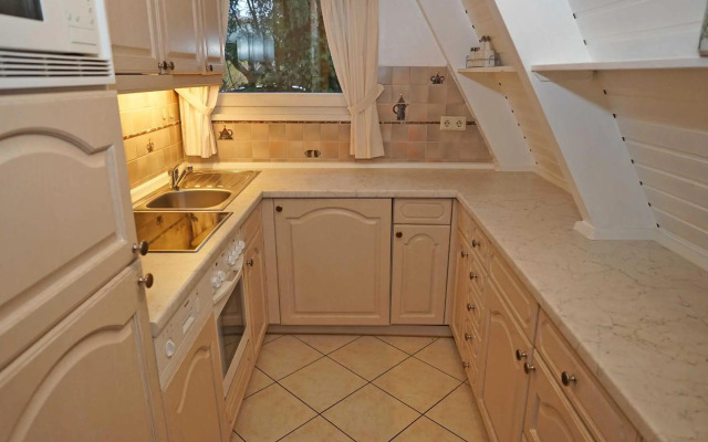 Zeltdachhaus _ grosse Terrasse _ m