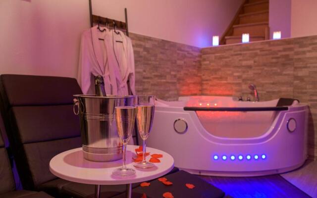 Love Room - Suite romantique avec spa privatif