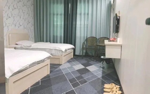 Chongqing Self-Li Hotel