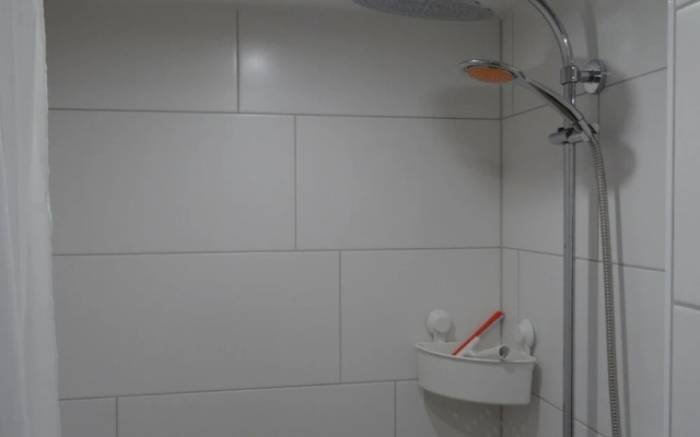 Karis Sch r Lenk in Lenk