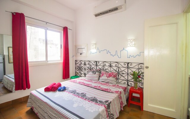 Skyline Studio Apartment