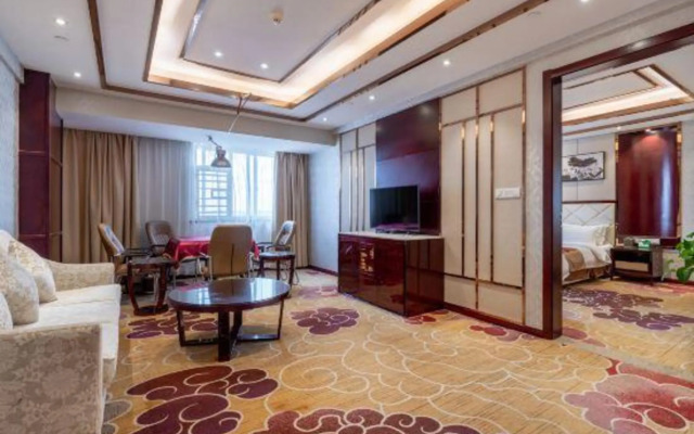 Xinlong Hotel