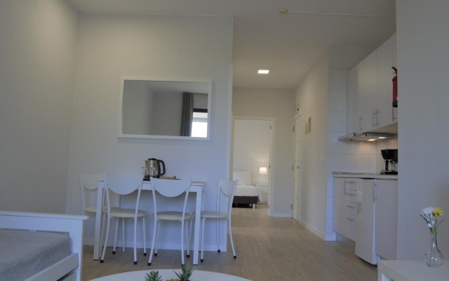 Apartamentos Turisticos Vitoria by Petit Hotels
