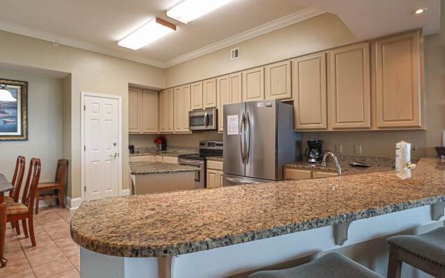 Legacy Towers I Penthouse