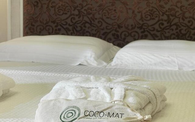 Hondos Classic Hotel & Spa