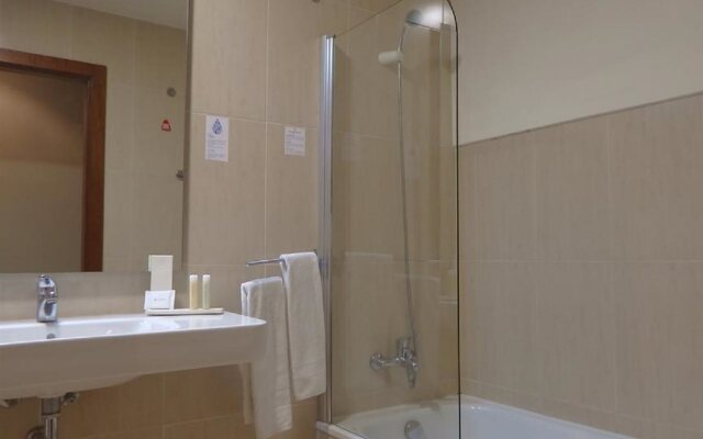 Golden Tulip Braga Hotel & Spa