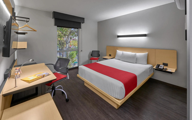 City Express by Marriott Ciudad de México La Villa