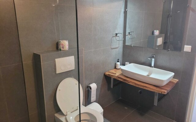 Seaview Resort  Boca Sami
