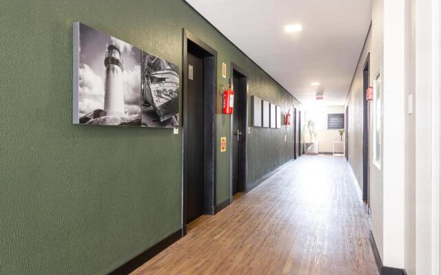 Hotel Lunes