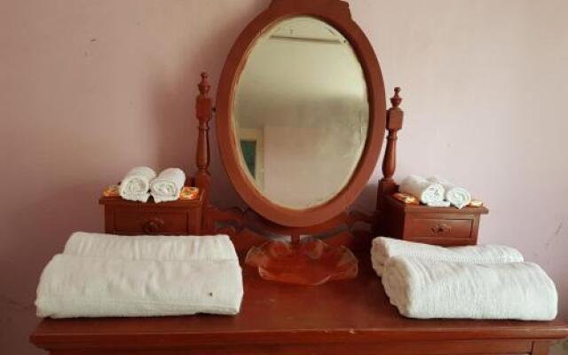 Sathe's Heritage Home Stay