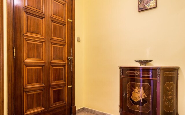 3 bedroom apartment in Acropolis area