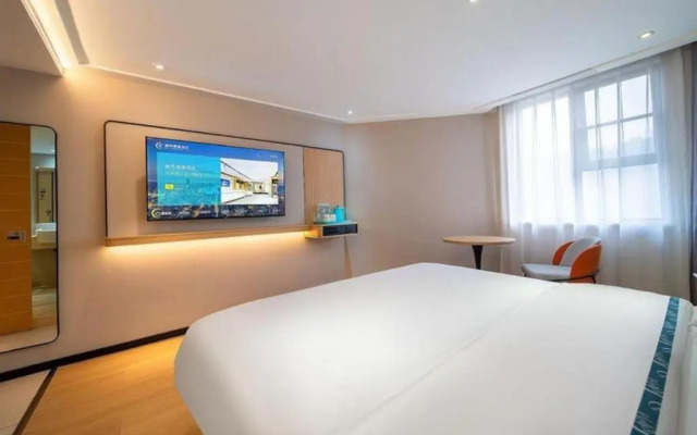 Home Inn Wuhan Hankou Railway Station Square