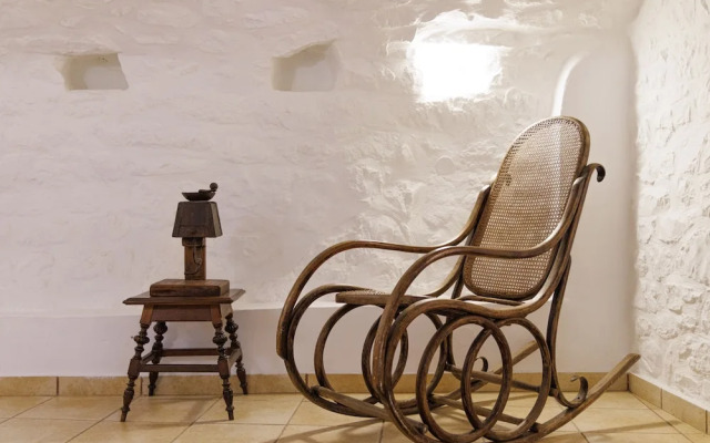 Lithos Stone Suites